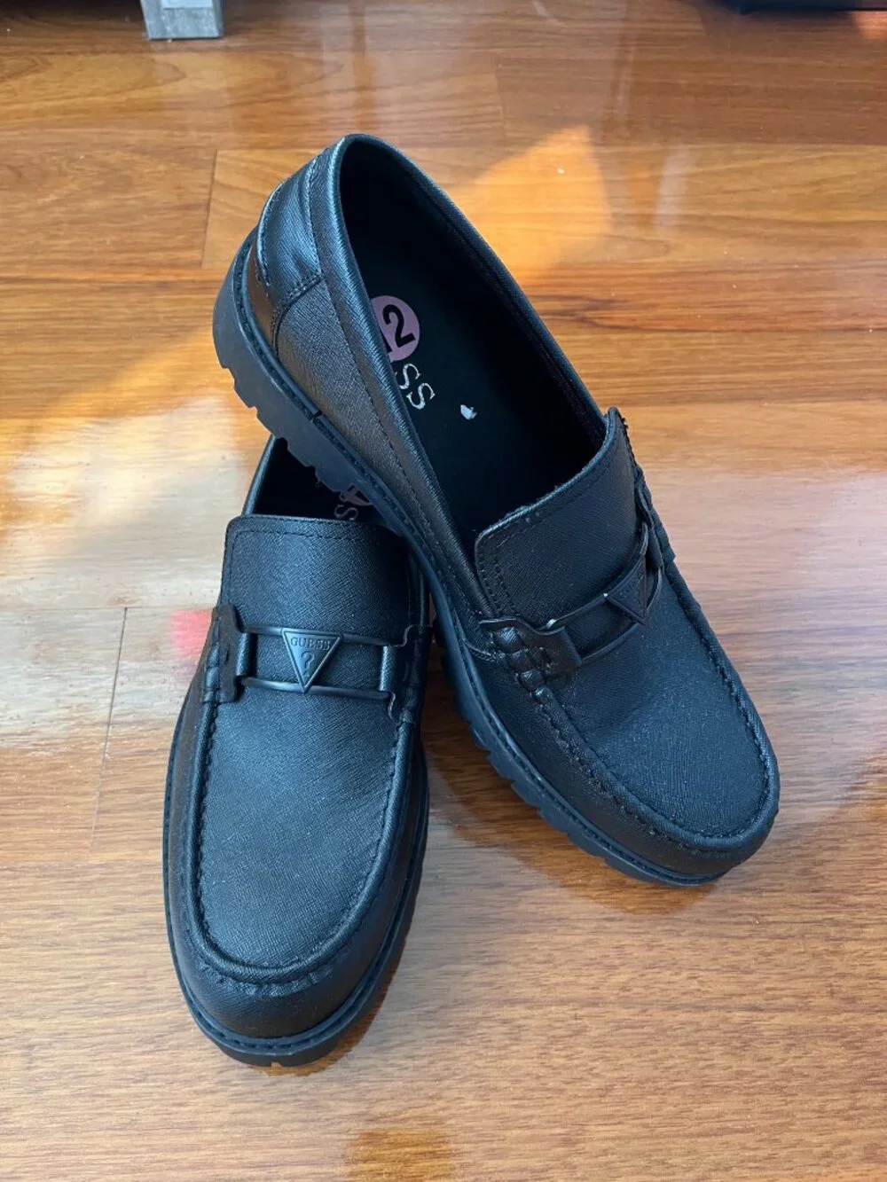 Mens' Guess Loafers - Excellent Condition